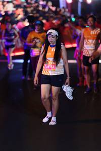 BIB: 28112
                            <button type="button" onclick="openModal(23151110)" class="btn btn-primary btn-sm float-right btn-popup" data-toggle="modal" data-target=".modal-high-quality">
                        <i class="fas fa-shopping-cart"></i> Add to Cart
                    </button>
                                            <button type="button" onclick="isThisMe(23151110, true)" class="btn btn-success btn-sm float-right btn-popup btn-isme hidden" data-toggle="tooltip" data-placement="bottom" title="นี่คือรูปของคุณใช่ไหม คลิกที่นี่เพื่อเอาเข้าอัลบั้ม">
                        <i class="fas fa-plus"></i> Add to album
                    </button>
                    <button type="button" onclick="isThisMe(23151110, false)" class="btn btn-warning btn-sm float-right btn-popup btn-isnotme hidden">
                        <i class="fas fa-ban"></i> Remove from album
                    </button>